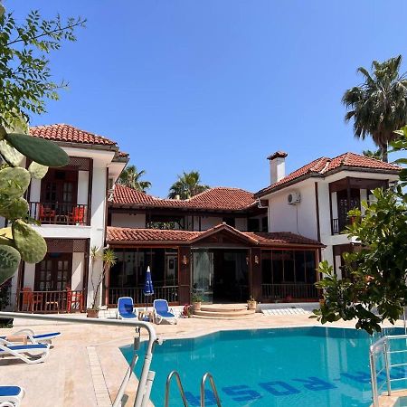 Palma Rosa Hotel Camyuva 외부 사진