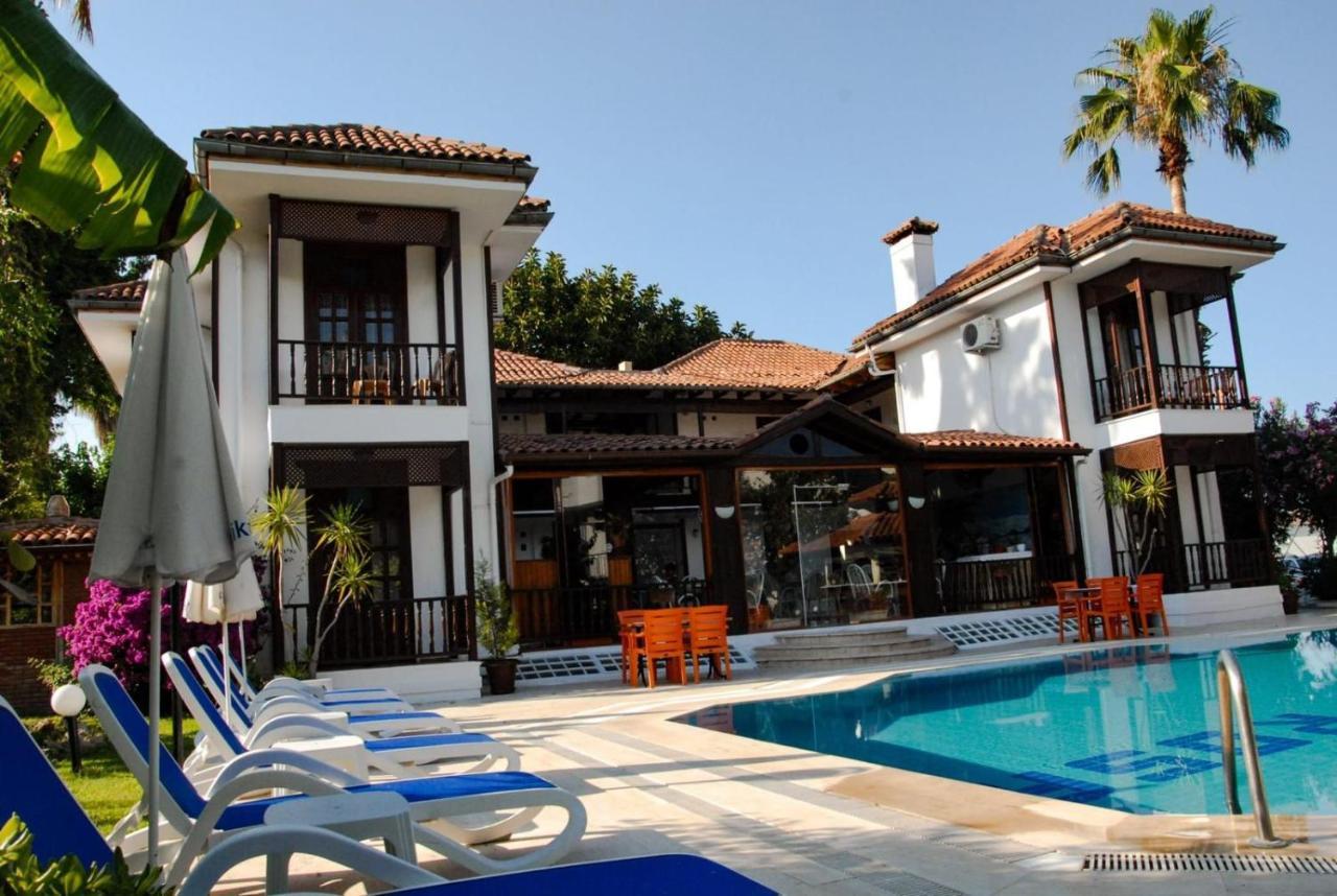Palma Rosa Hotel Camyuva 외부 사진
