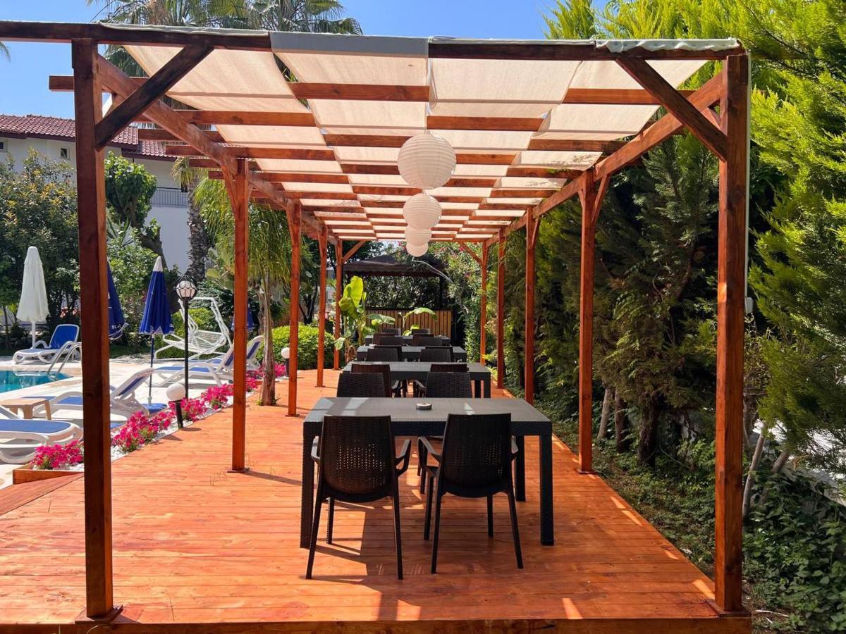 Palma Rosa Hotel Camyuva 외부 사진