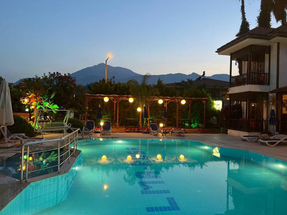 Palma Rosa Hotel Camyuva 외부 사진