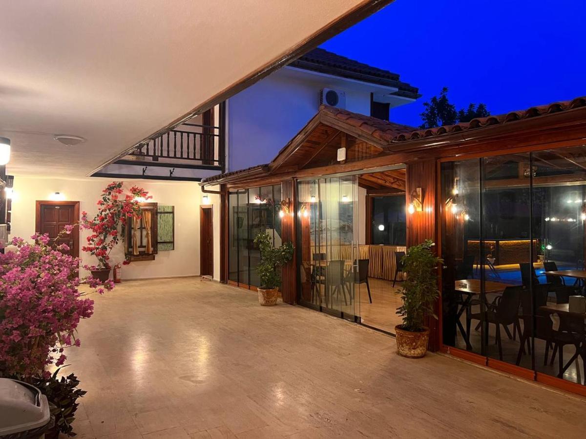Palma Rosa Hotel Camyuva 외부 사진