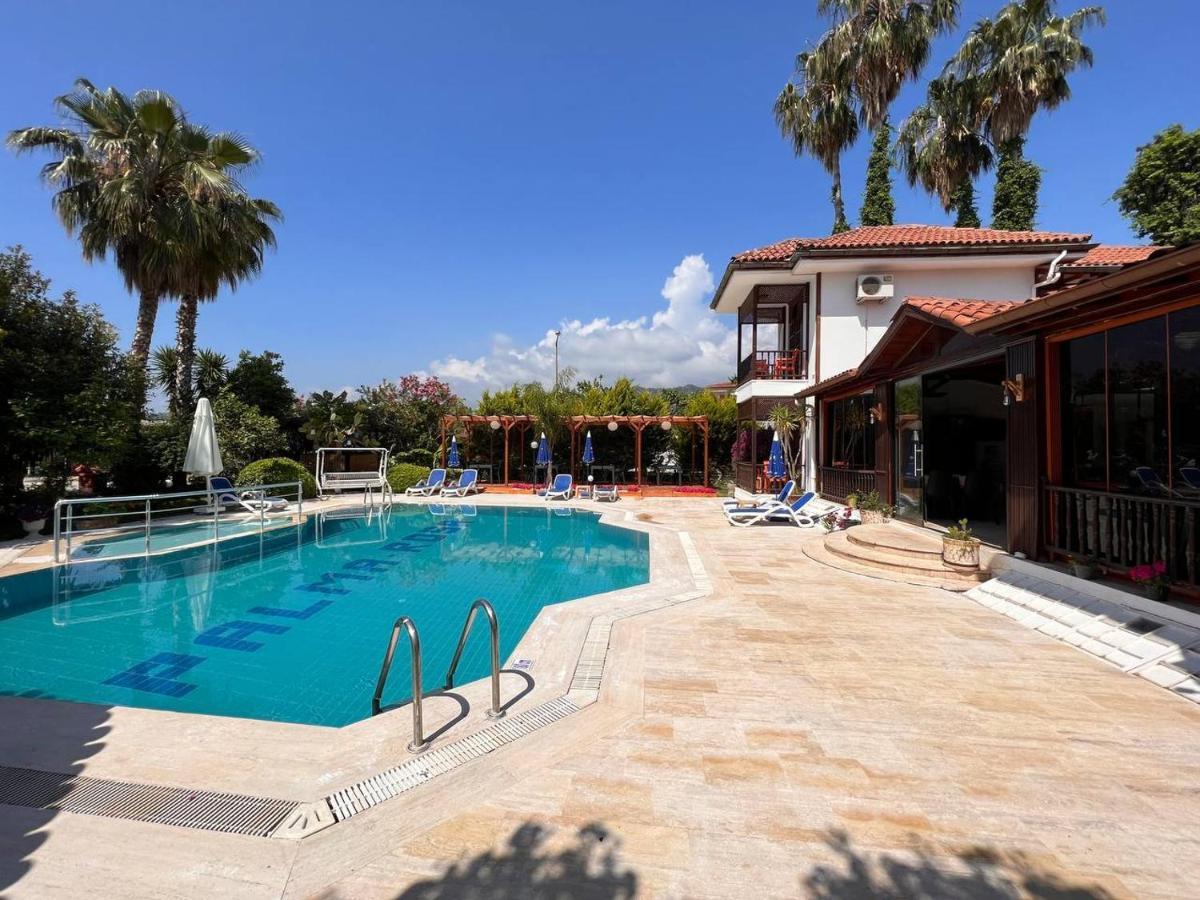 Palma Rosa Hotel Camyuva 외부 사진